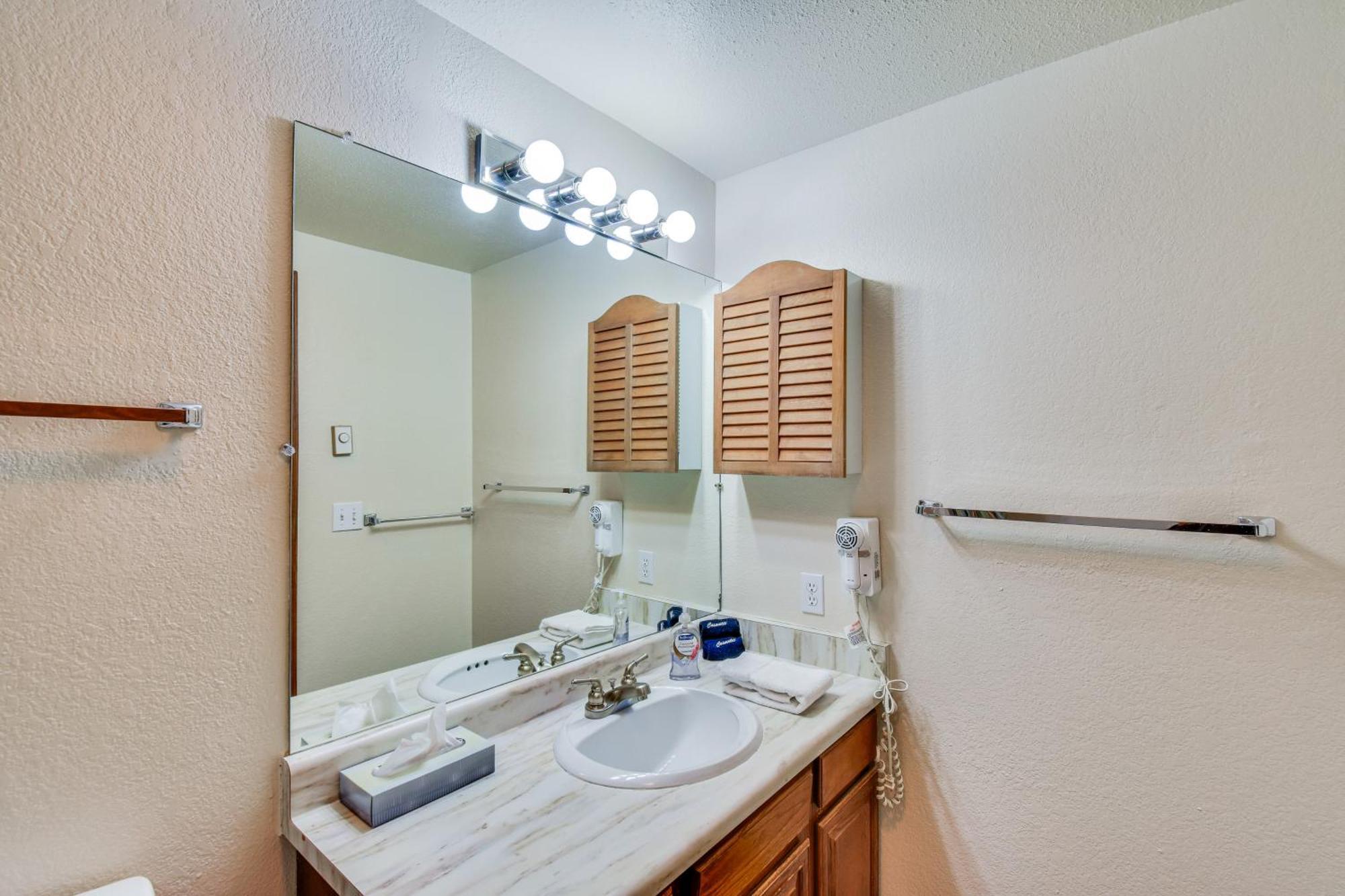 Central Steamboat Condo Outdoor Hot Tub And Pool! Steamboat Springs Ngoại thất bức ảnh