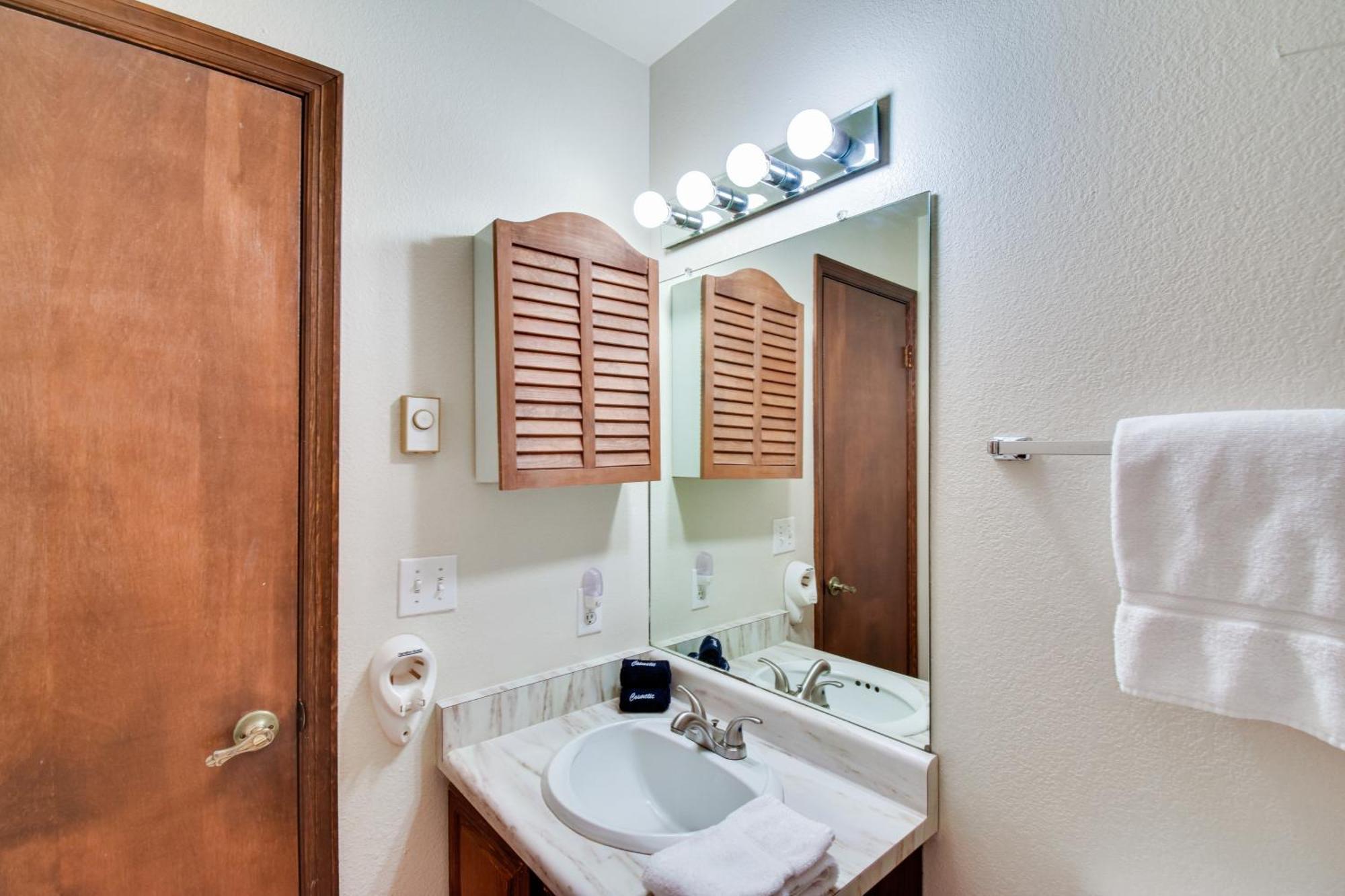 Central Steamboat Condo Outdoor Hot Tub And Pool! Steamboat Springs Ngoại thất bức ảnh